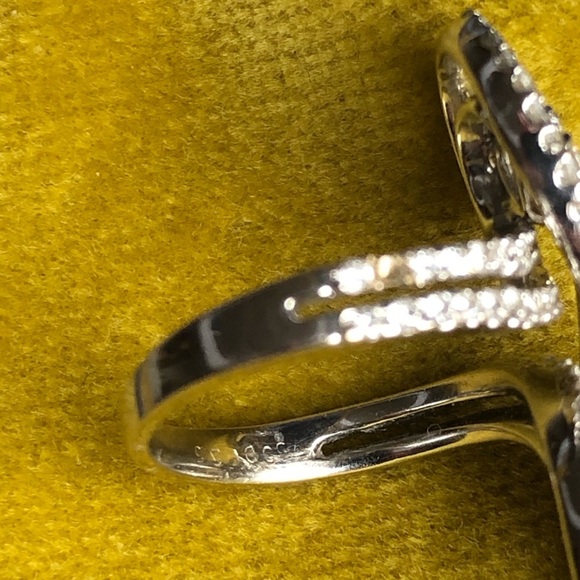 18KT WG natural D Diamond 2.5 CT Cocktail Ring - Picture 7 of 13